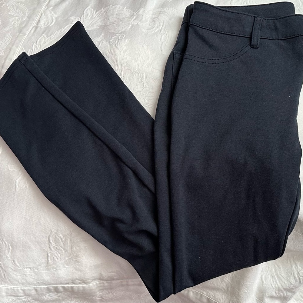 Gap Navy Blue, Classic pants